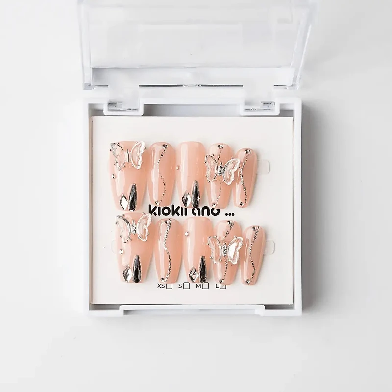 Kiokii Handmade Press-On Nails  - Silver Wings