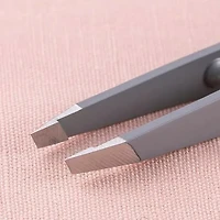 Kai Nyammy Nyarming Tweezer 1pc
