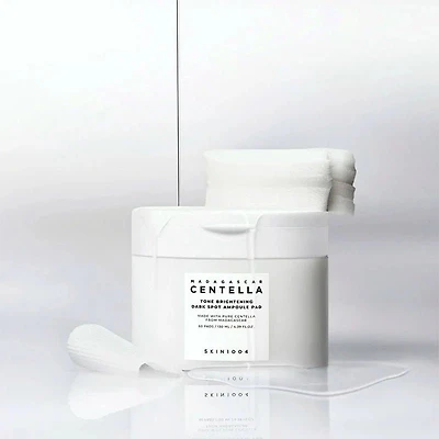 SKIN1004 Madagascar Centella Tone Brightening Dark Spot Ampoule Pad 60pads