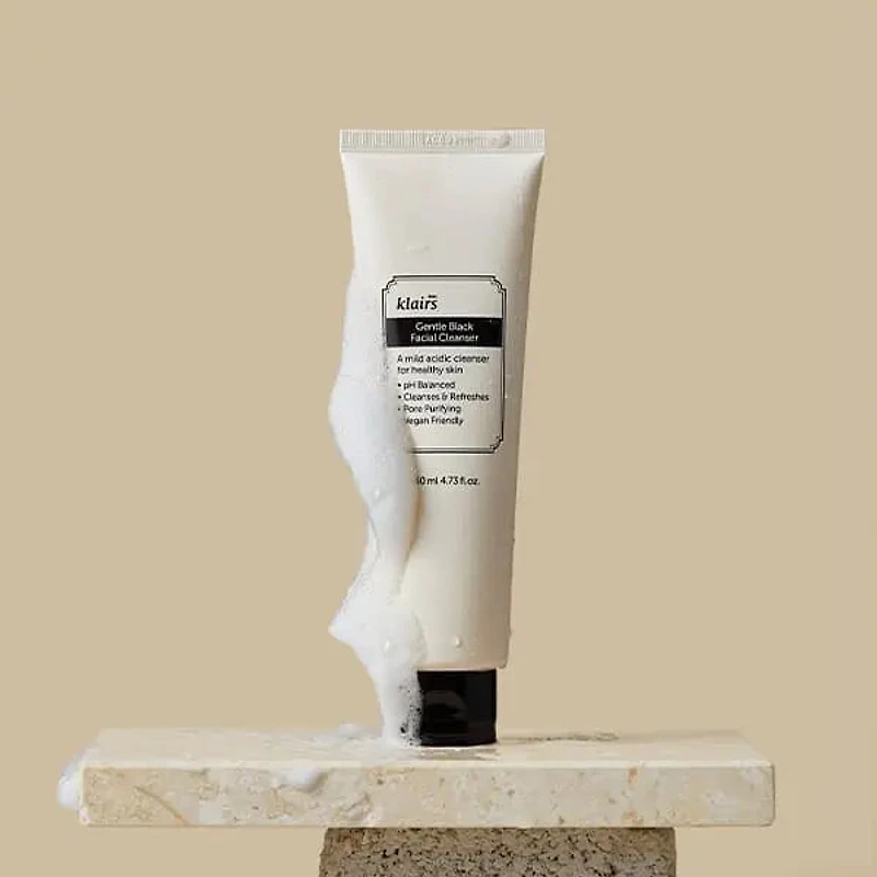 Klairs Gentle Black Facial Cleanser 140ml