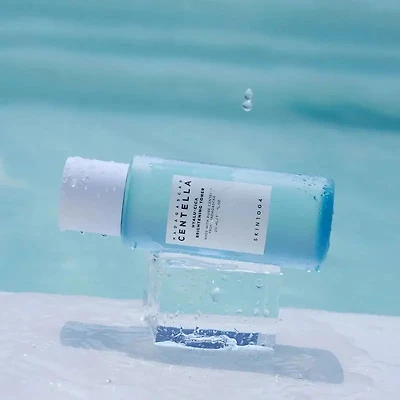 SKIN1004 Hyalu Cica Brightening Toner 210ml