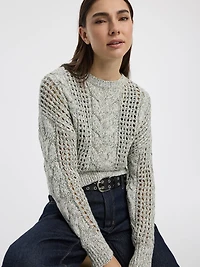 Pull à manches longues et col rond en mailles ajourées