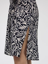 Robe midi à manches courtes bouffantes et col V