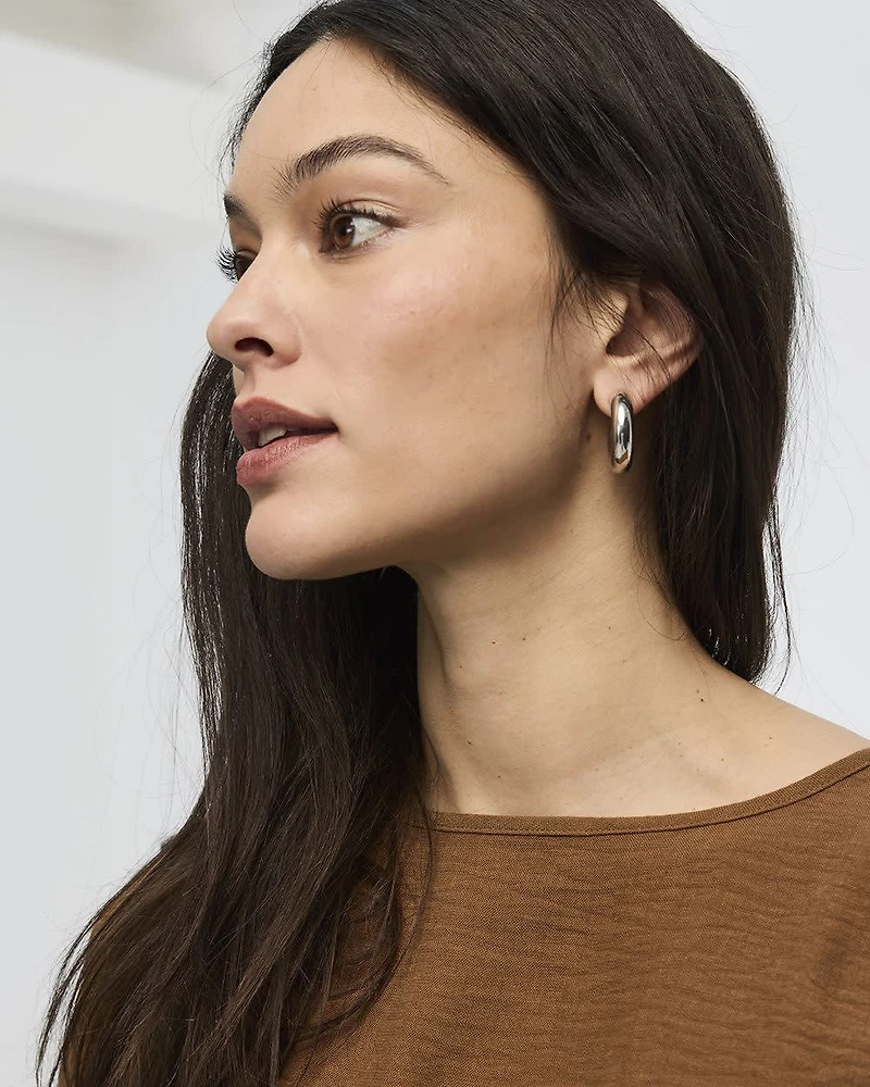 Haut écourté à manches courtes et col bateau