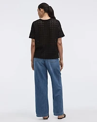 T-shirt crocheté à col rond