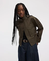 Manteau léger à poches utilitaires