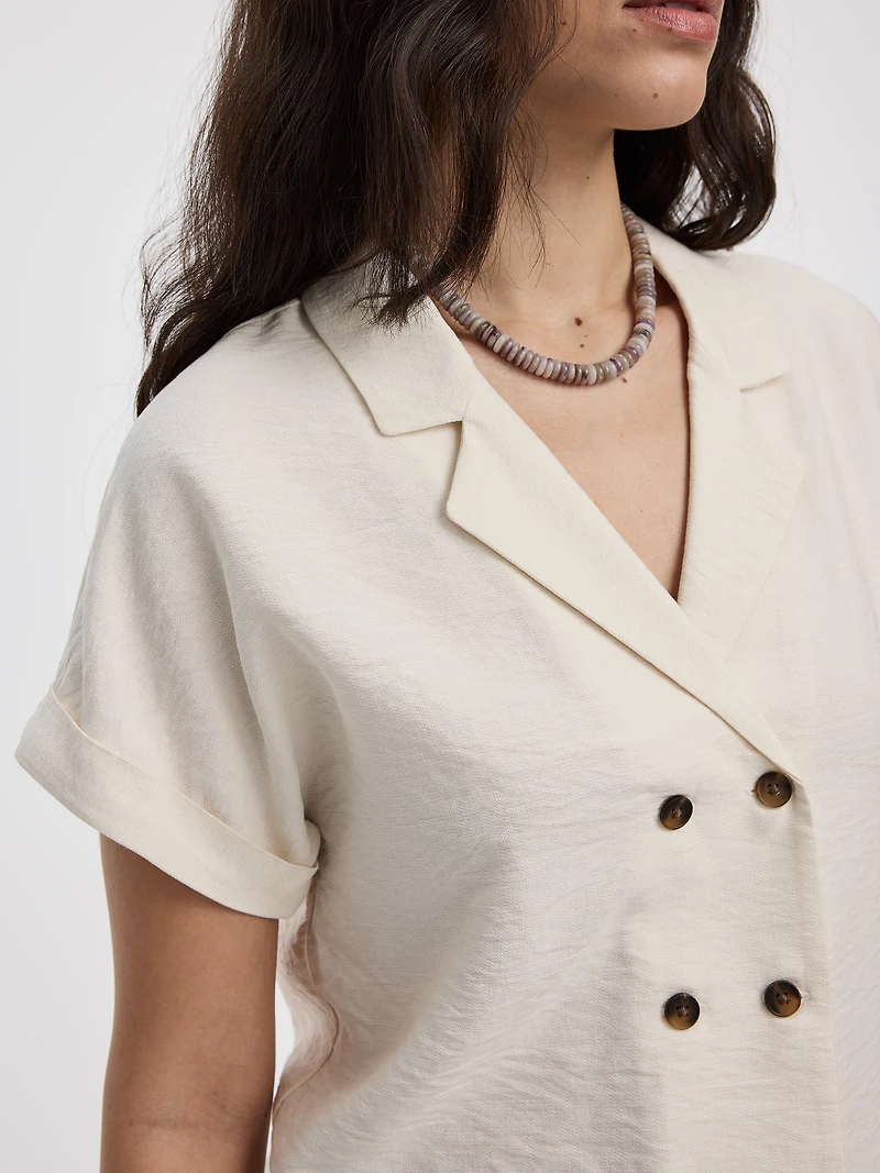 Chemise satinée à manches courtes