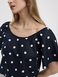 Blouse à manches volants et col dégagé