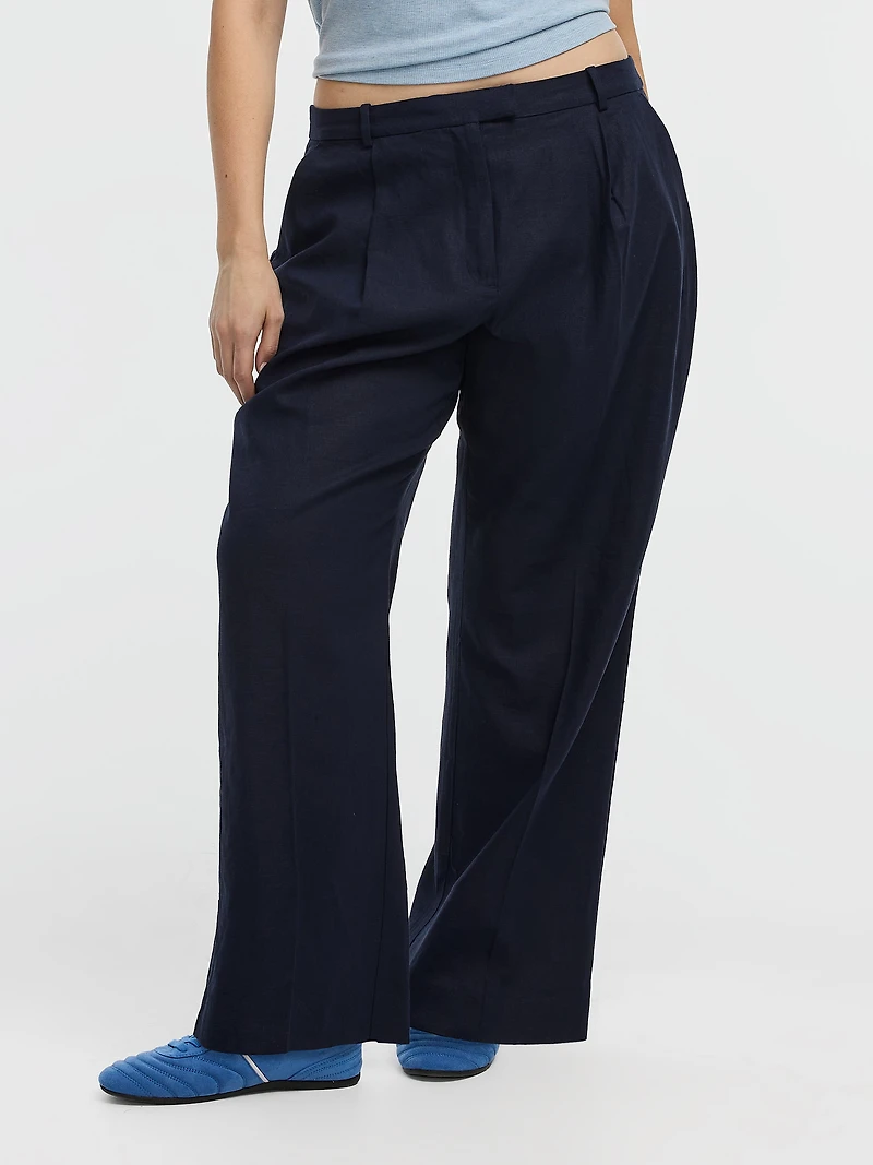 Linen-Blend Straight-Leg High-Rise Pant - Curvy Fit