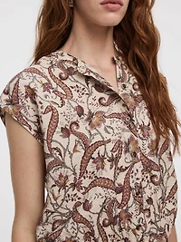 Blouse boutonnée à manches très courtes et col rond