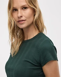 T-shirt ajusté et côtelé à col rond