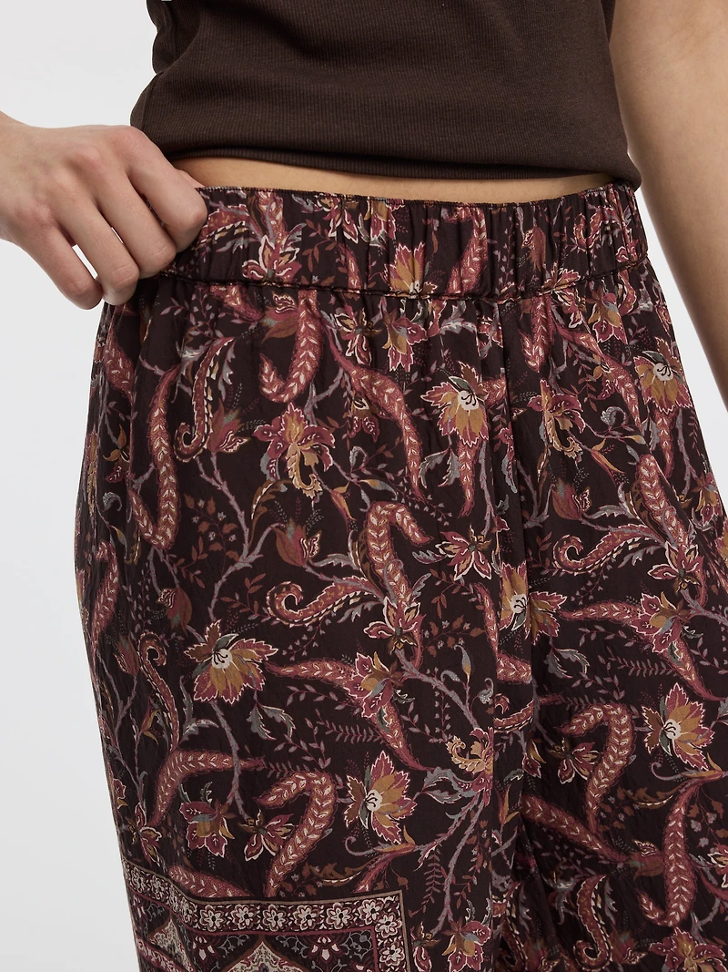 Pantalon à enfiler jambe large et taille haute