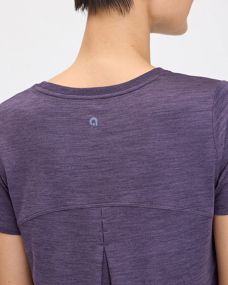 Short-Sleeve Crew-Neck Tee - DRY-LUX (R) Hyba Essentials