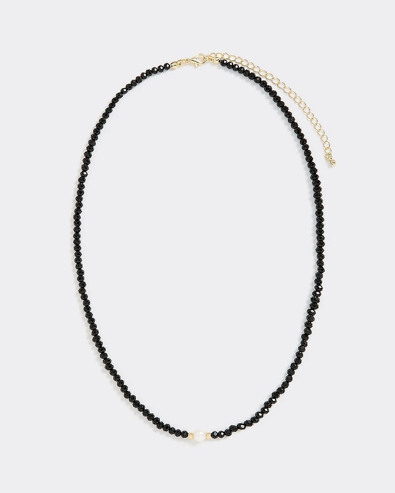 Beaded Short Necklace with Freshwater Pearl