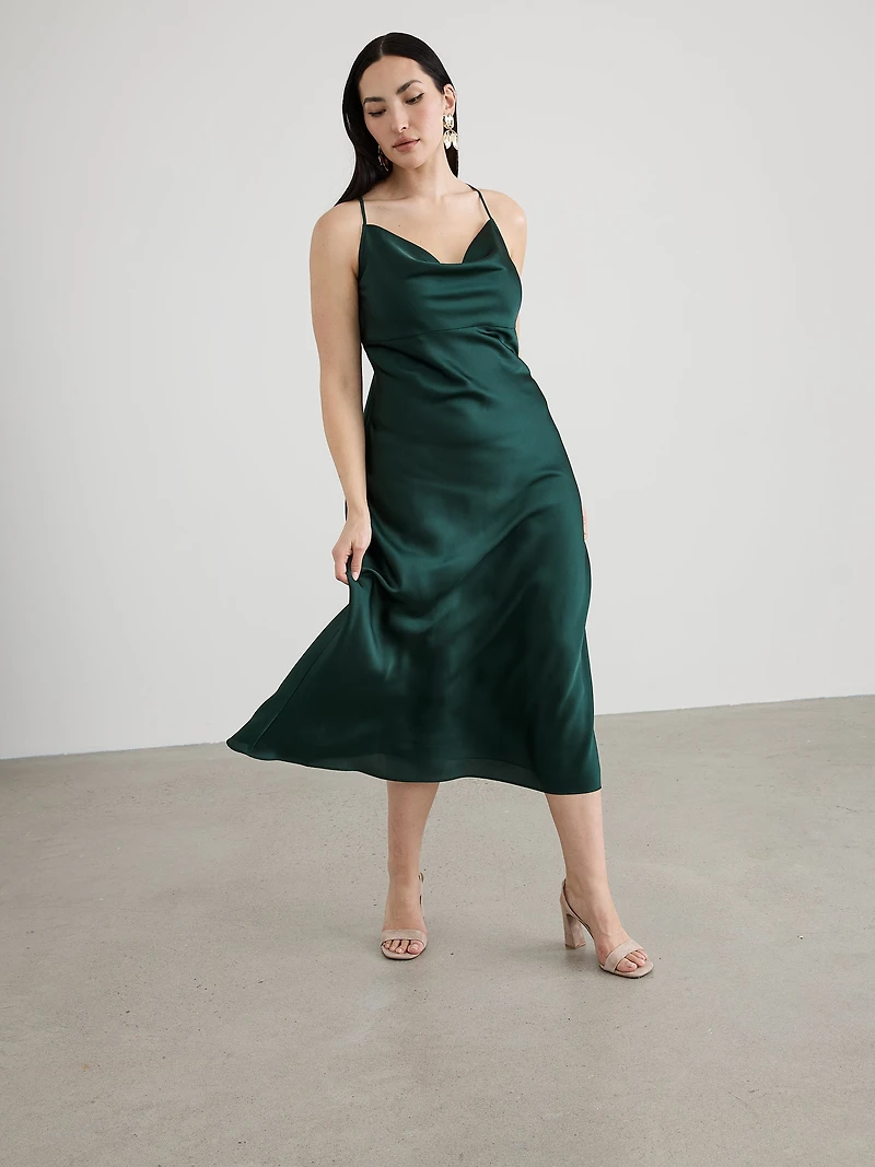Robe maxi sans manches à col drapé