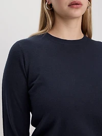 Long-Sleeve Crew-Neck Pullover - R Essentials