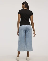 T-shirt ajusté et côtelé à col rond