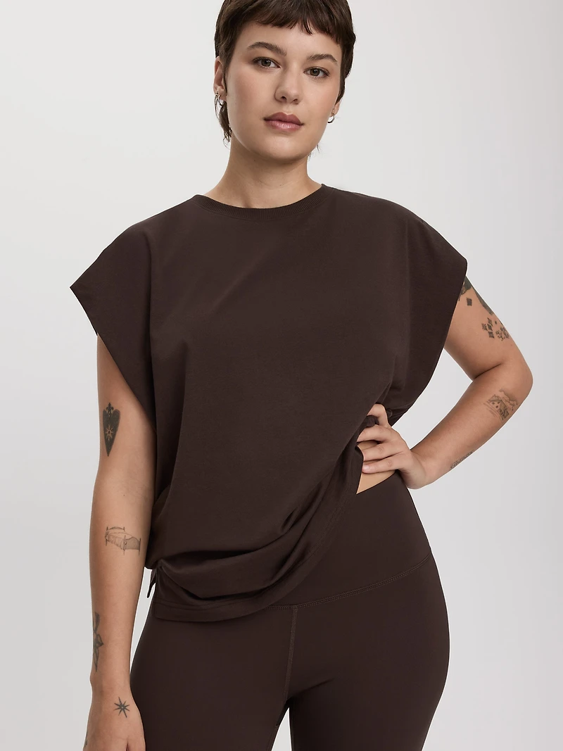 Sleeveless Crew-Neck T-Shirt - Hyba