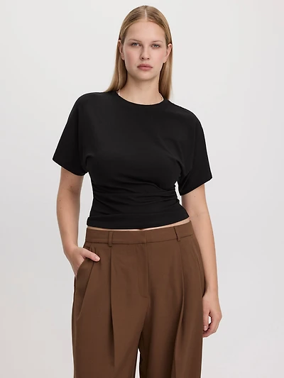 T-shirt rayé à manches courtes et col rond avec fronces latérales