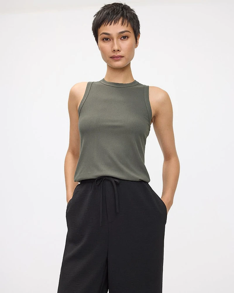 Crew Neck Tank - R Essentials