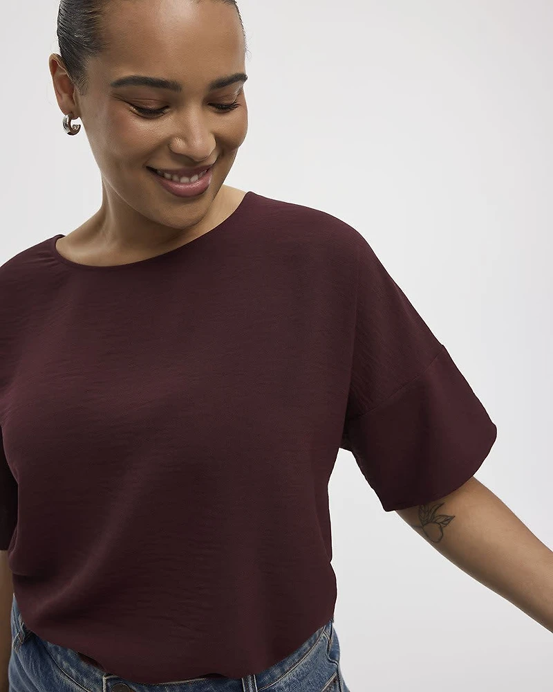 Short-Sleeve Crew-Neck T-Shirt Blouse