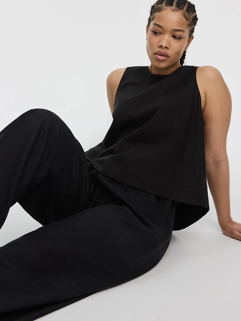 Blouse sans manches à col rond