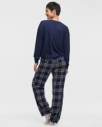 Long-Sleeve Crew-Neck Sweatshirt