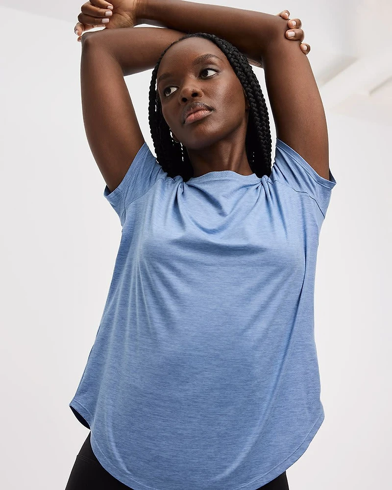 T-shirt à col rond et manches courtes