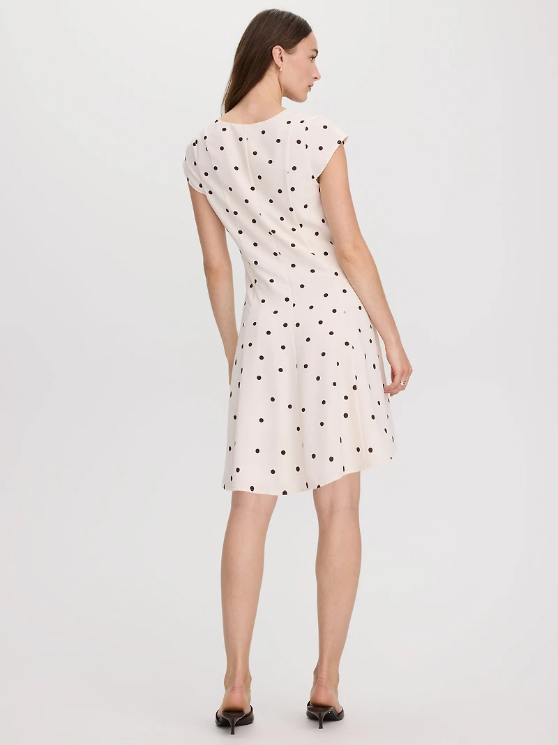 Shortsleeve V-Neck Dress
