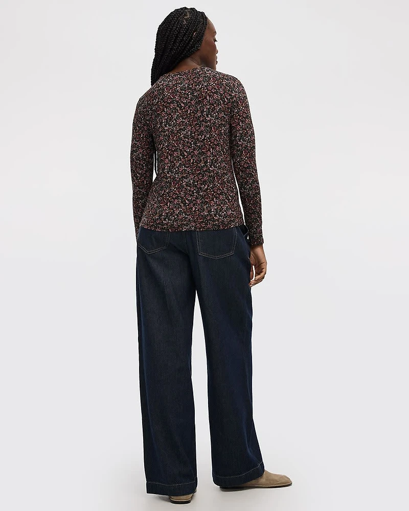 Long-Sleeve Crew-Neck Tee - R Essentials