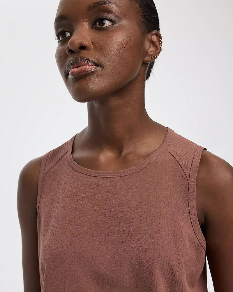 Crew-Neck Tank - Hyba