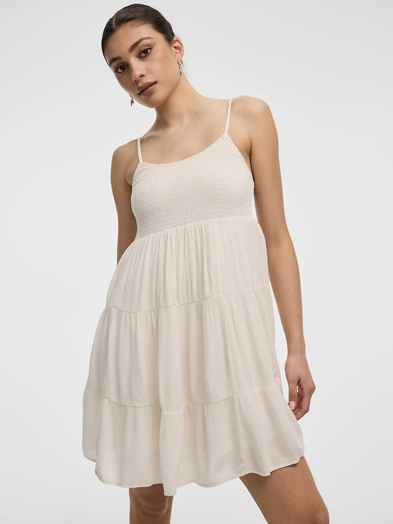 Robe courte sans manches avec haut en nid d'abeille