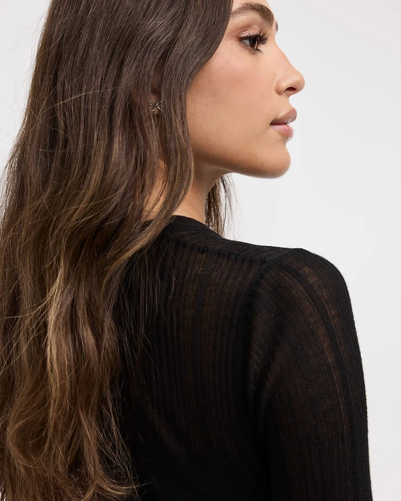 Robe droite à manches longues avec empiècement transparent