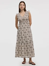 Robe maxi sans manches avec haut en nid d'abeille