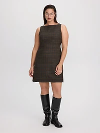 Robe ajustée sans manches à col bateau