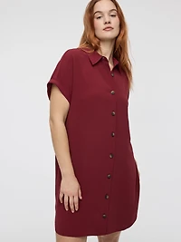 Robe chemise à manches courtes