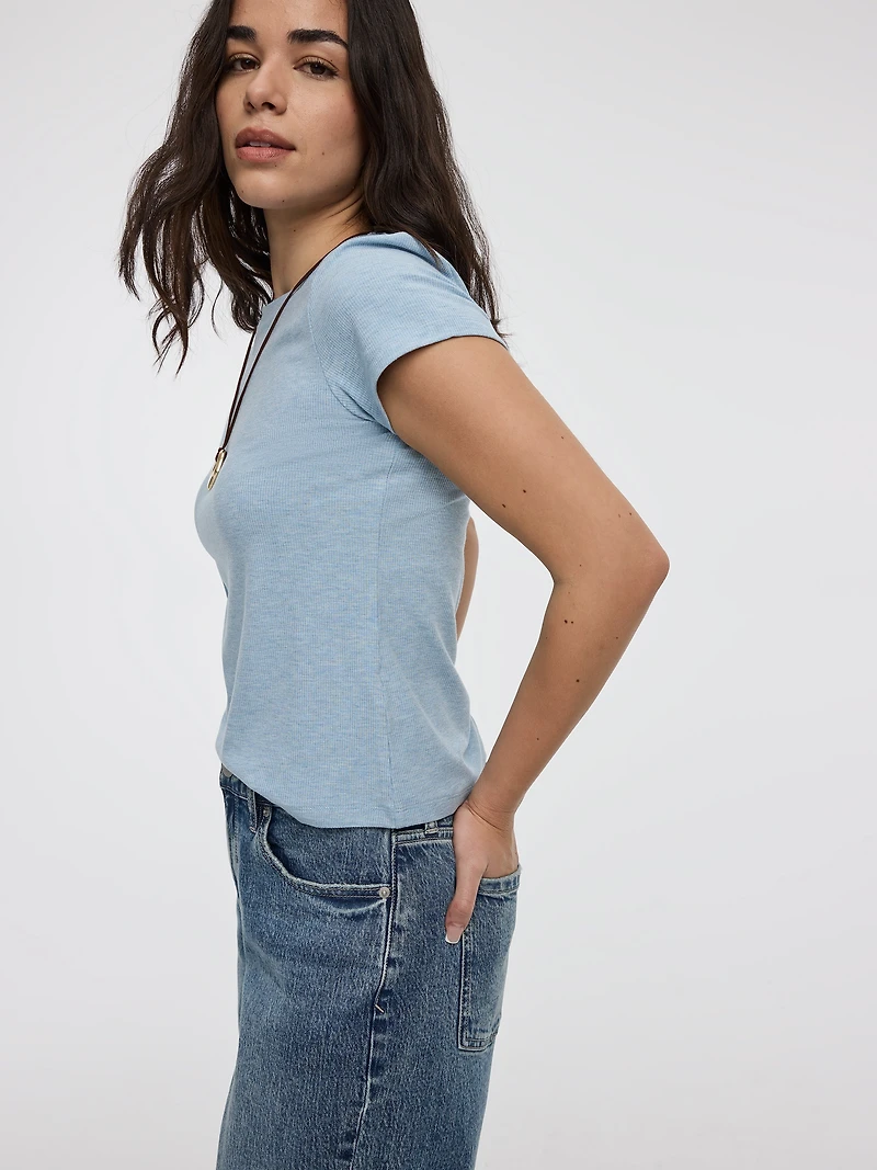 T-shirt côtelé et ajusté à col rond - R Essentials