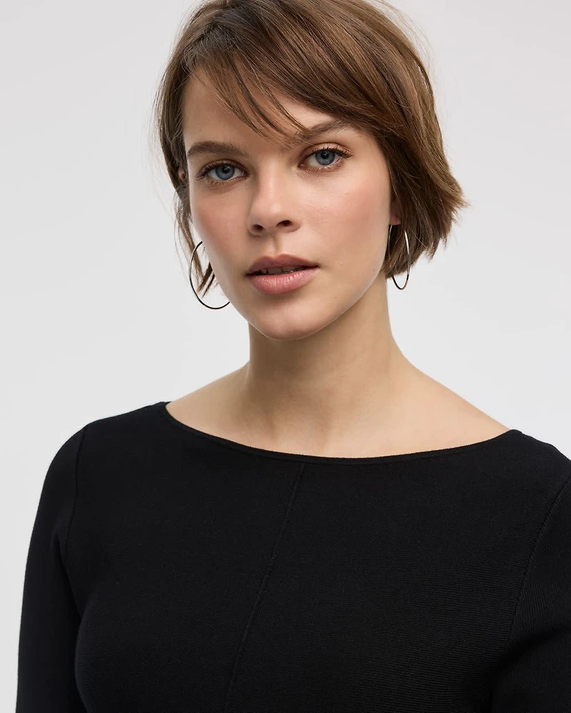 Robe courte à manches longues et col bateau