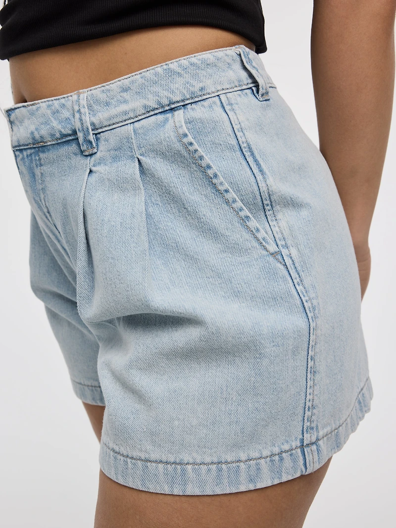Short à plis en denim