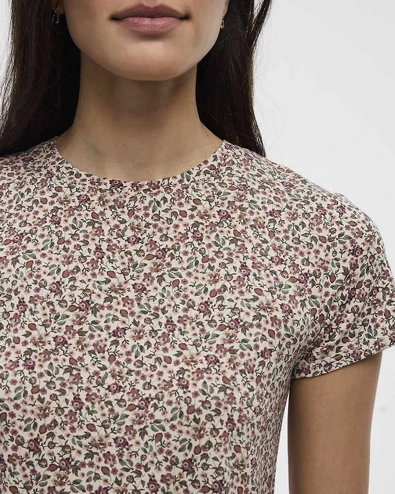 Short-Sleeve Crew-Neck Tee - R Essentials