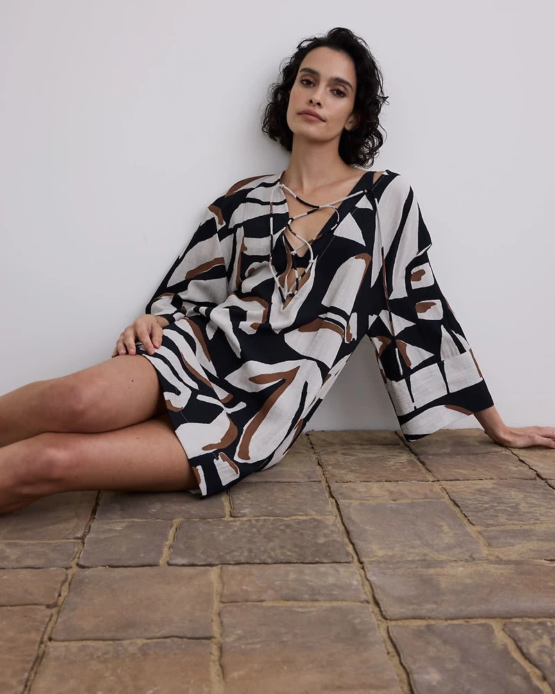 Robe ample mini à manches longues et col V