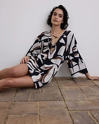 Robe ample mini à manches longues et col V