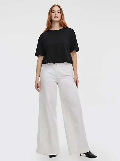 Jean à jambe large et taille haute - Coupe Courbes