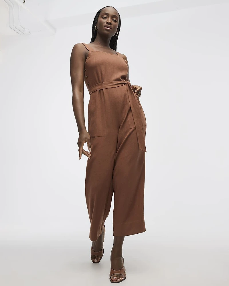 Combinaison sans manches et jambe droite avec col carré