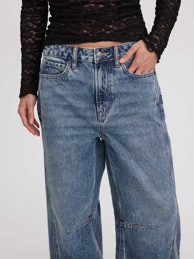 Mid-Rise Barrel Jean