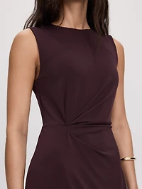 Robe midi ajustée sans manches