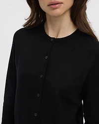 Crew-Neck Cardigan - R Essentials