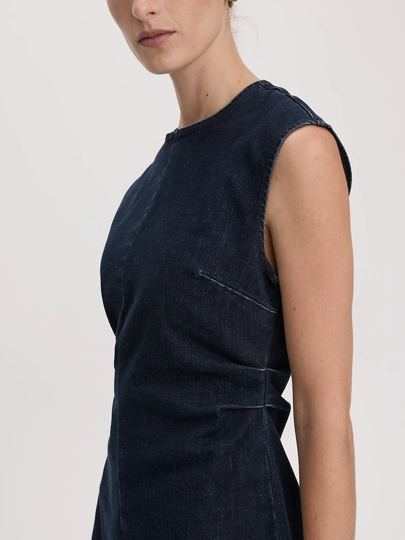 Robe courte en denim sans manches