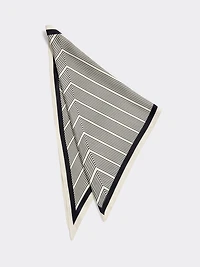 Diamond-Shaped Scarf with Geometric Pattern