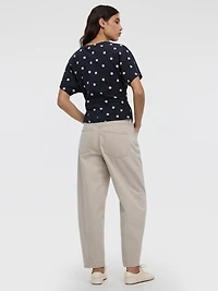 T-shirt rayé à manches courtes et col rond avec fronces latérales